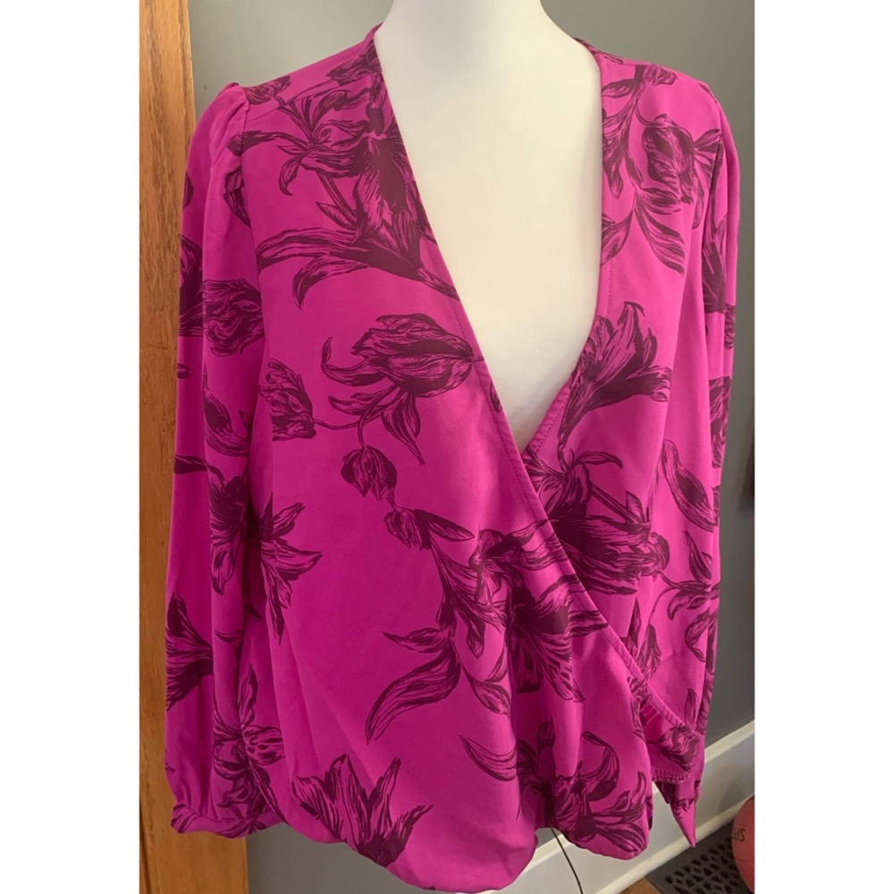 NWT a new day | magenta & brown flowered top